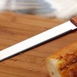 10-Inch-Steel-Serratd-Bread-Knif.jpg