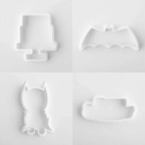 TPV® 8-Pieces Cartoon Shape DIY Cake Plunger Cutter, Biscuit Cutters Sugarcraft Cake Decorating, Batman Shape Cutter