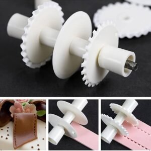 TPV® 1Pc Floral Lace Plunger Cutter